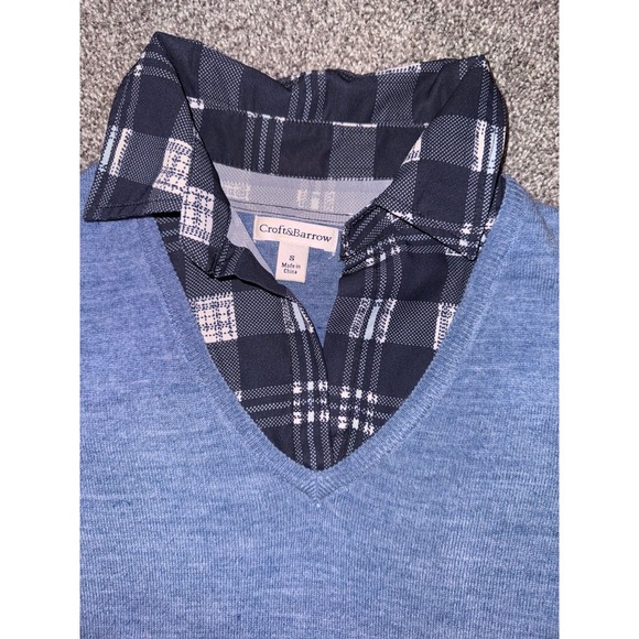 Croft & Barrow Women's Blue‎ V-Neck Sweater w/ Plaid Collared Detail/Under Layer - Picture 3 of 9